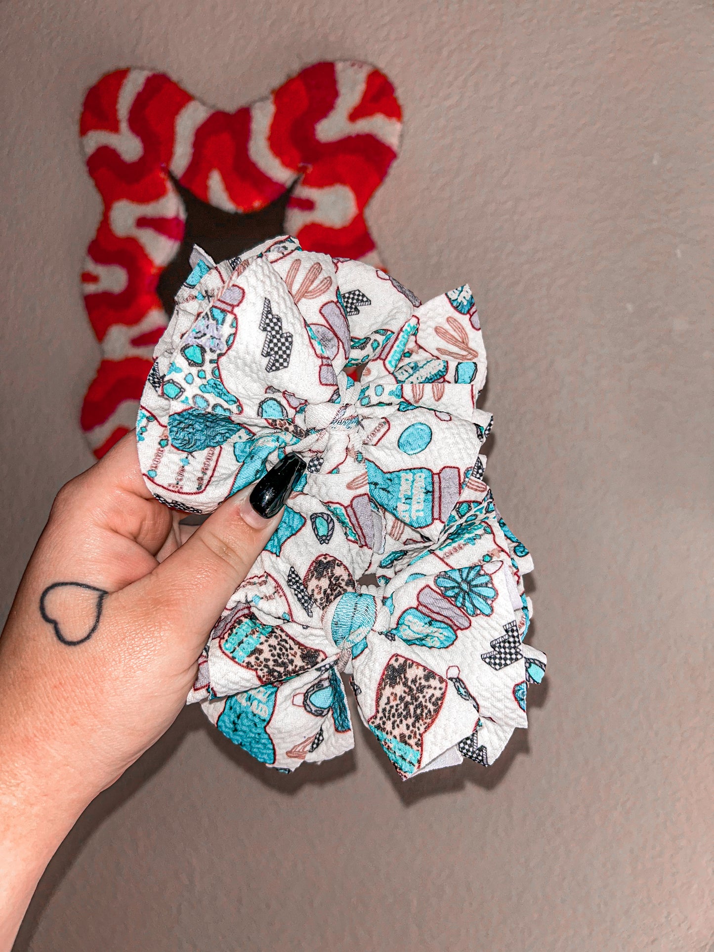 Cowgirl Juice Bow