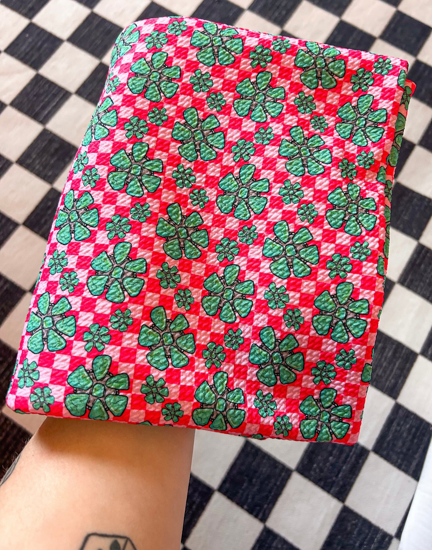 Concho Checkered Bow