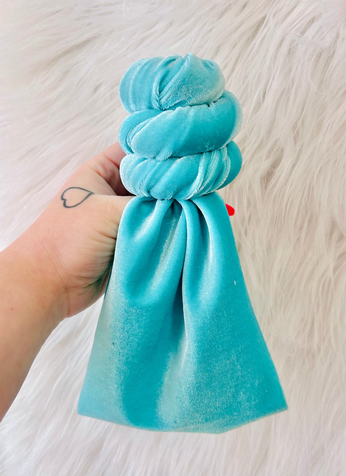 Turquoise Bow