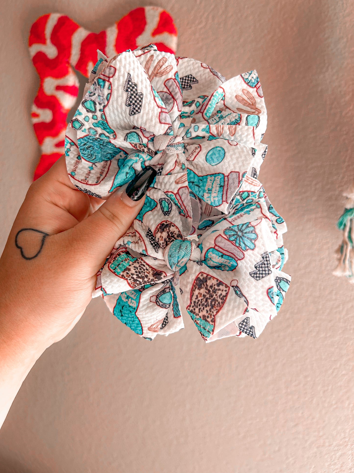 Cowgirl Juice Bow