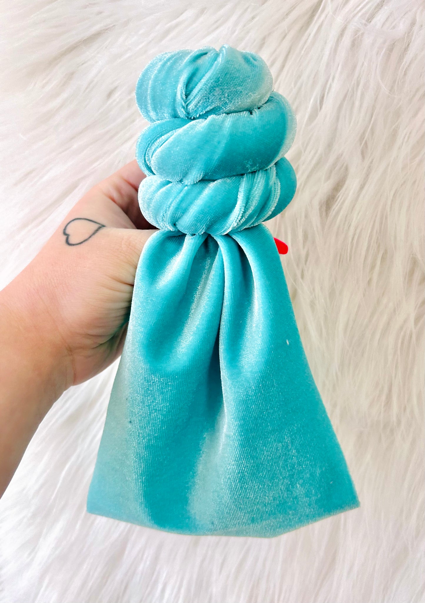 Turquoise Bow