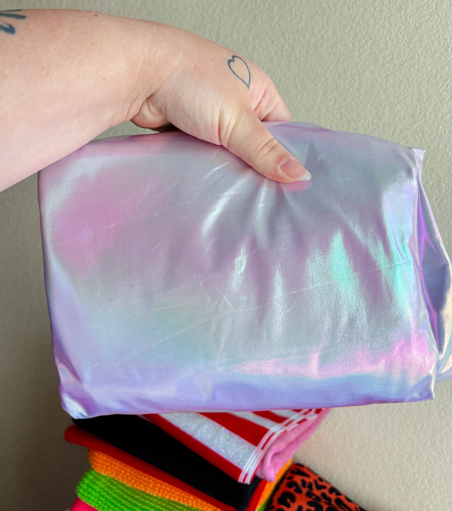 Pearl Purple Holo Bow