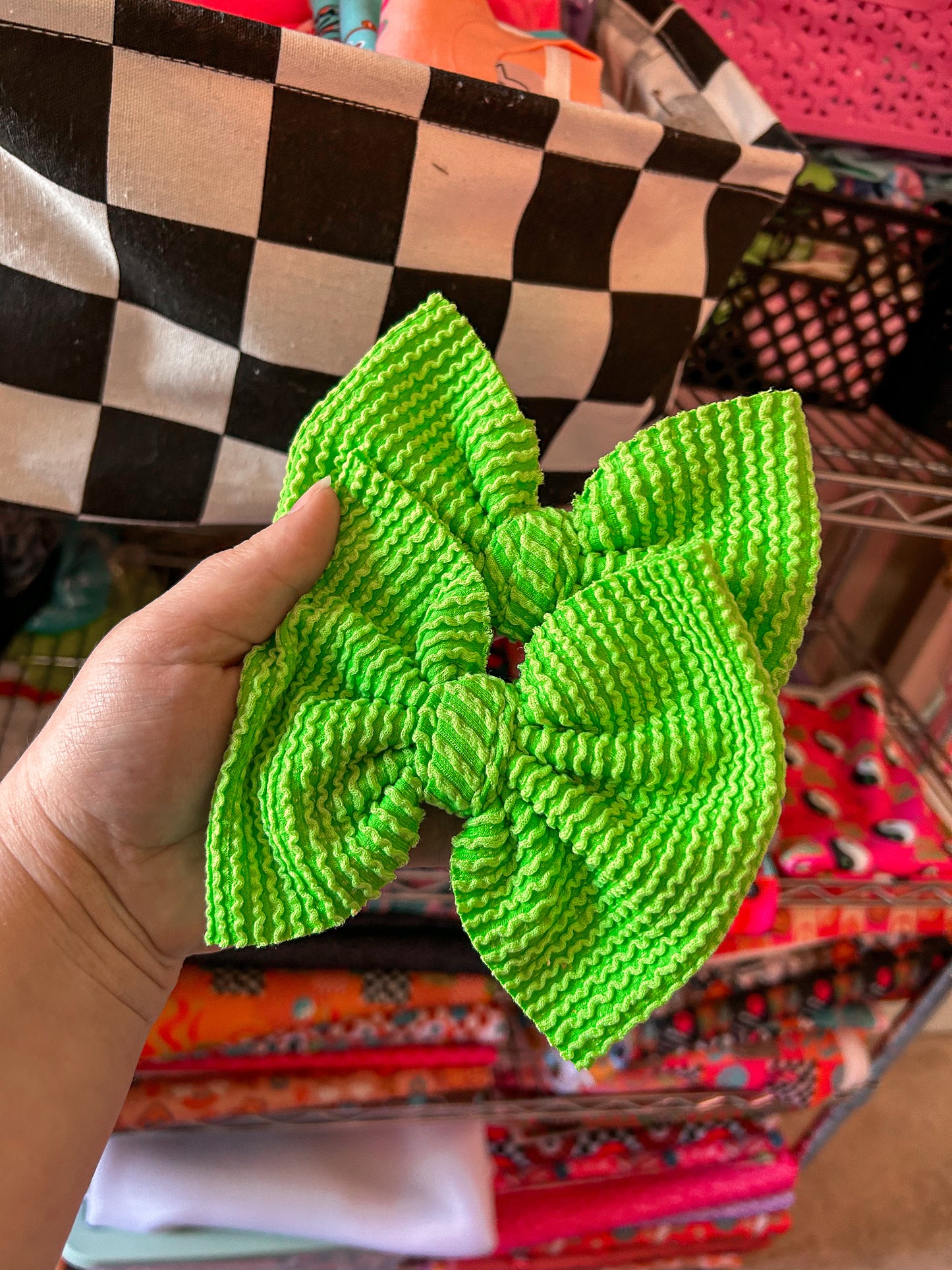 Lime Wave Bow