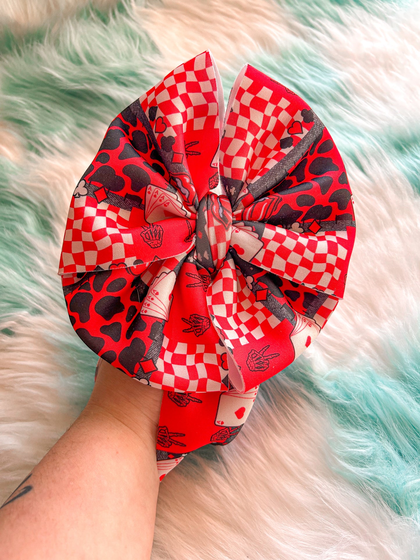 Red Western Bow