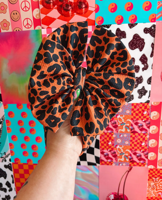 Leopard Bow