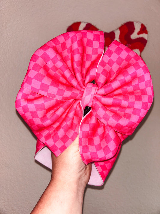 Pink Wave Checkered Bow