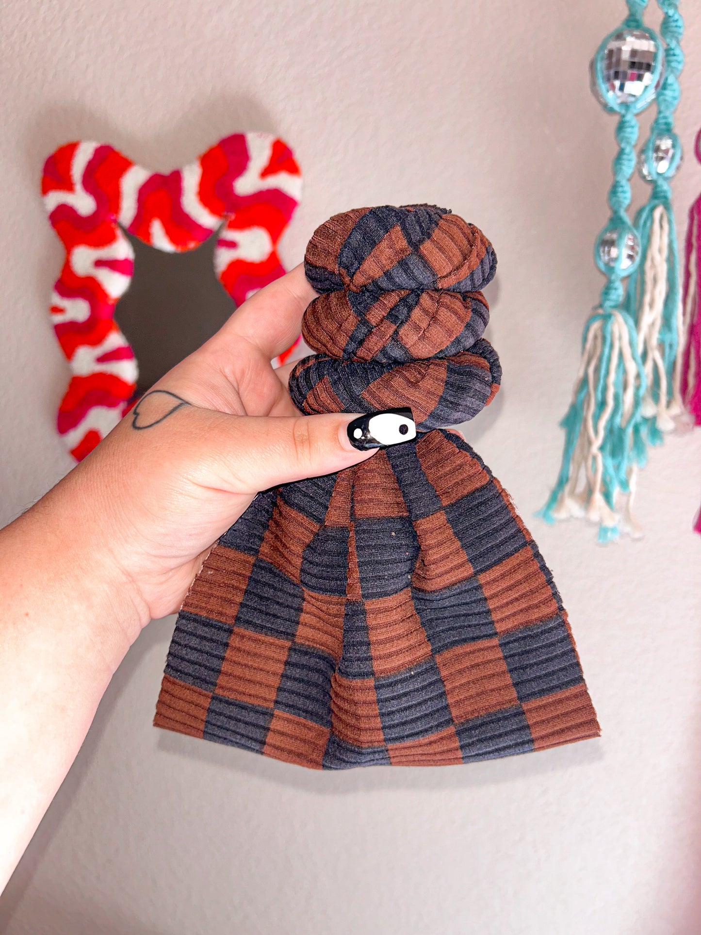 Brown Checkered Knit Bow