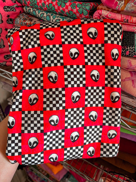 Pink/Orange Checkered Yin Yang Bow