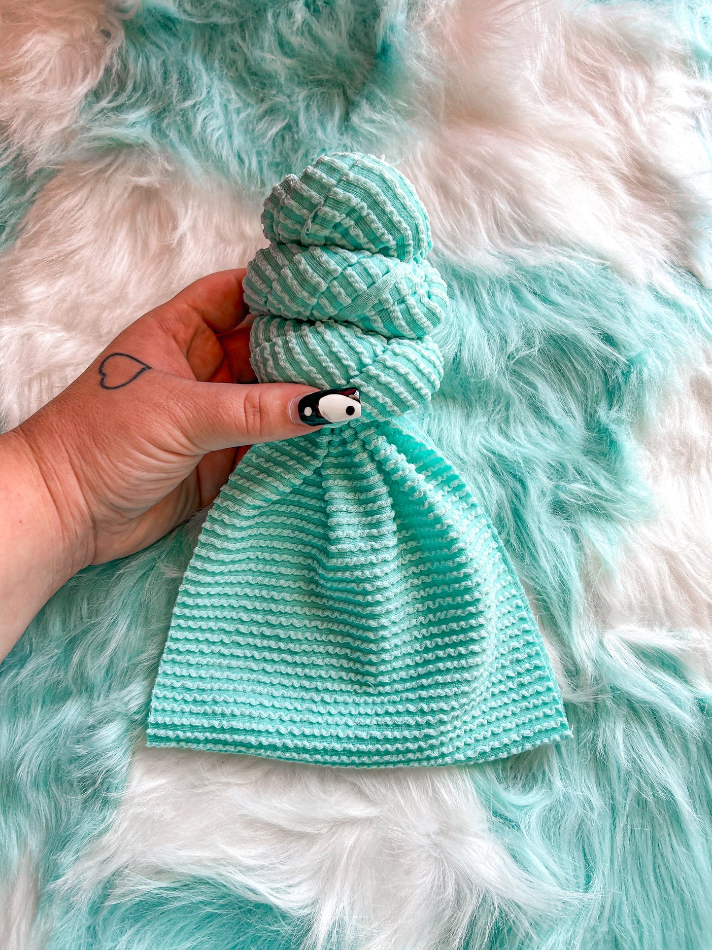 Mint Aqua Wavy Knit Bow